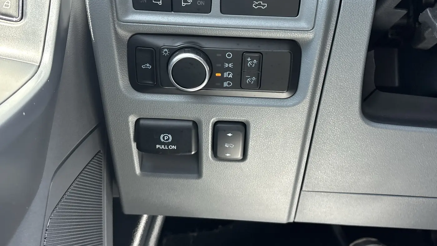 2023 Ford F-150 Lightning XLT
