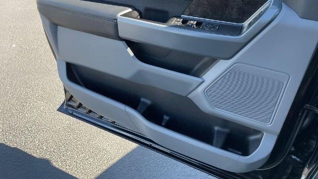 2022 Ford F-150 Lightning XLT