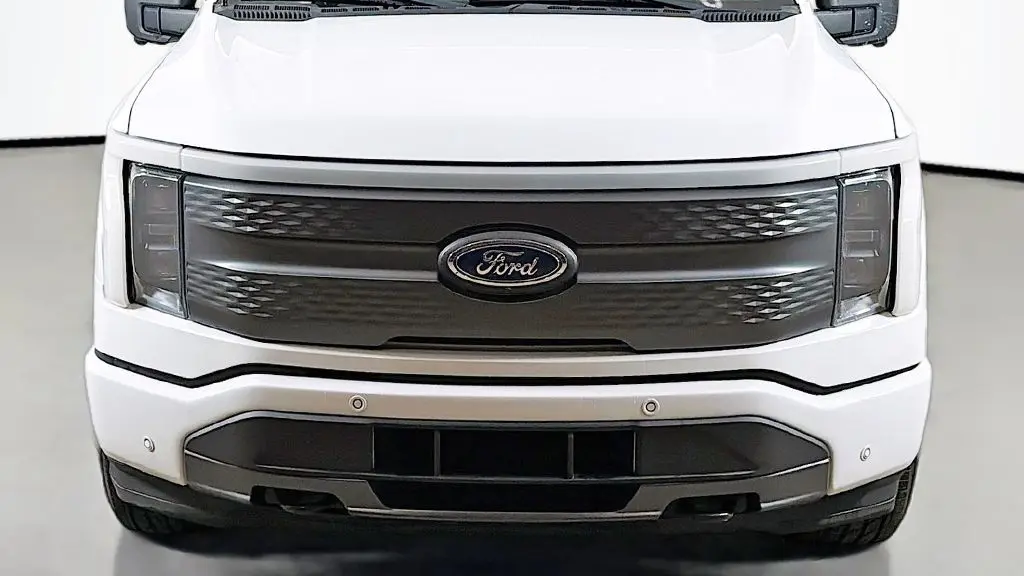 2023 Ford F-150 Lightning XLT