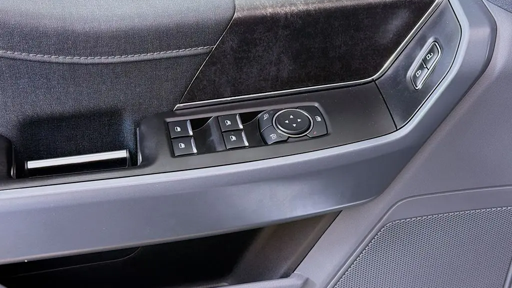 2023 Ford F-150 Lightning XLT