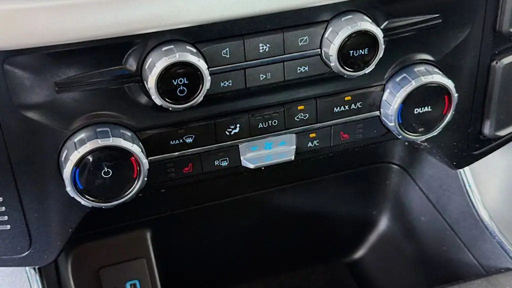 2023 Ford F-150 Lightning XLT