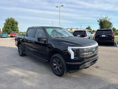 2023 Ford F-150 Lightning AWD Lariat 4DR Supercrew 5.5 FT. SB