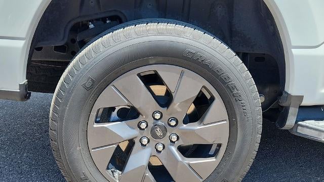 2023 Ford F-150 Lightning Pro