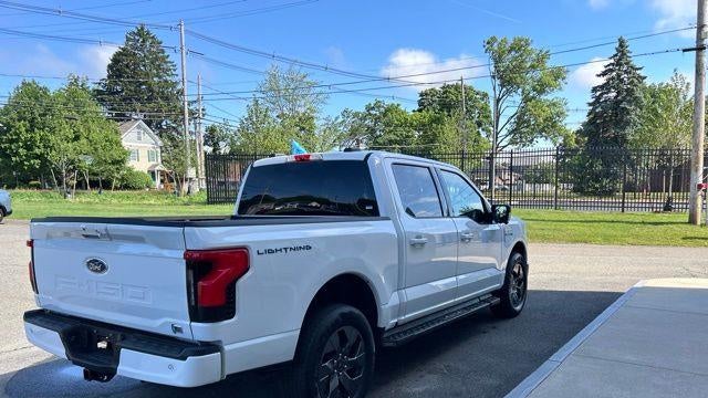 2023 Ford F-150 Lightning XLT
