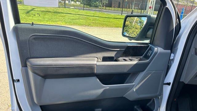 2023 Ford F-150 Lightning XLT