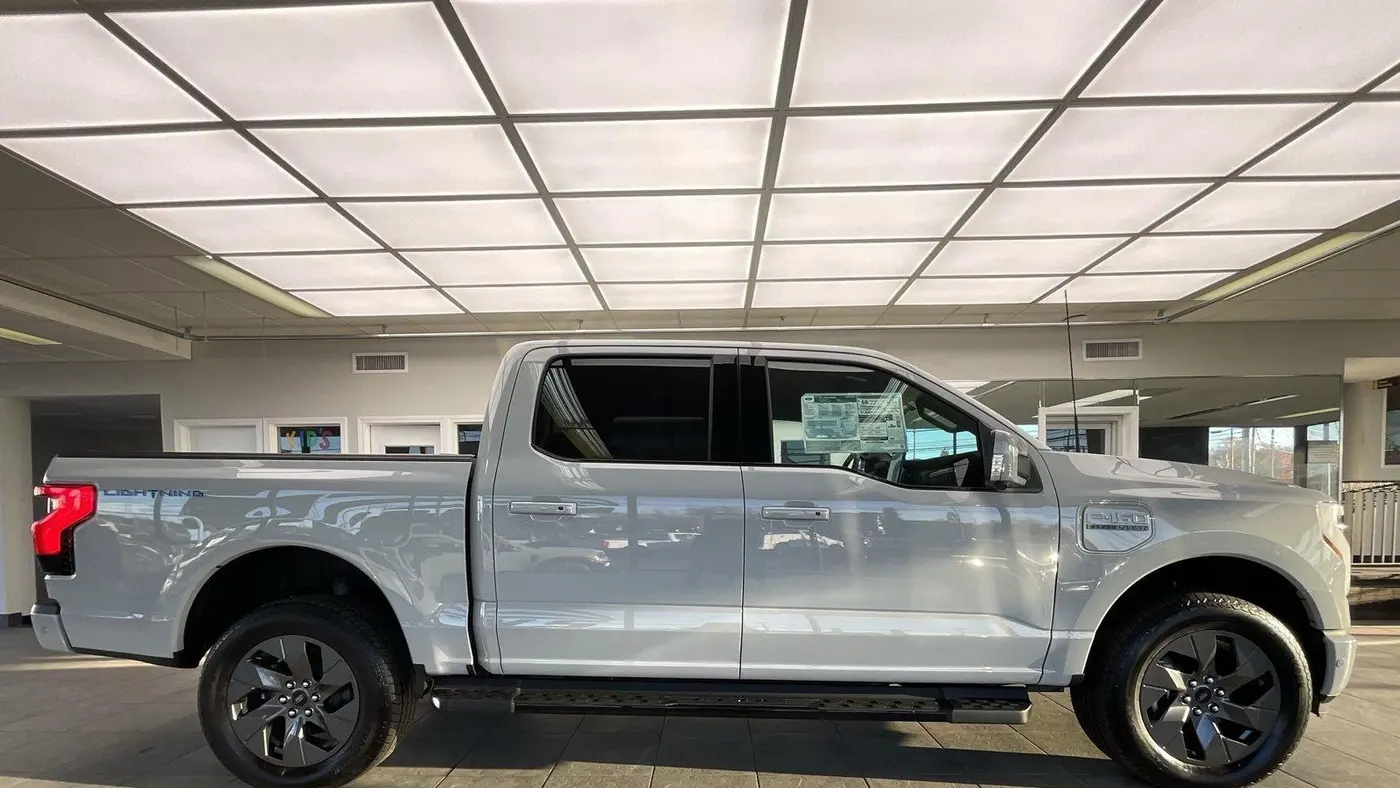 2023 Ford F-150 Lightning Pro