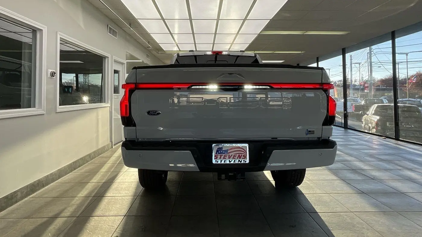2023 Ford F-150 Lightning Pro