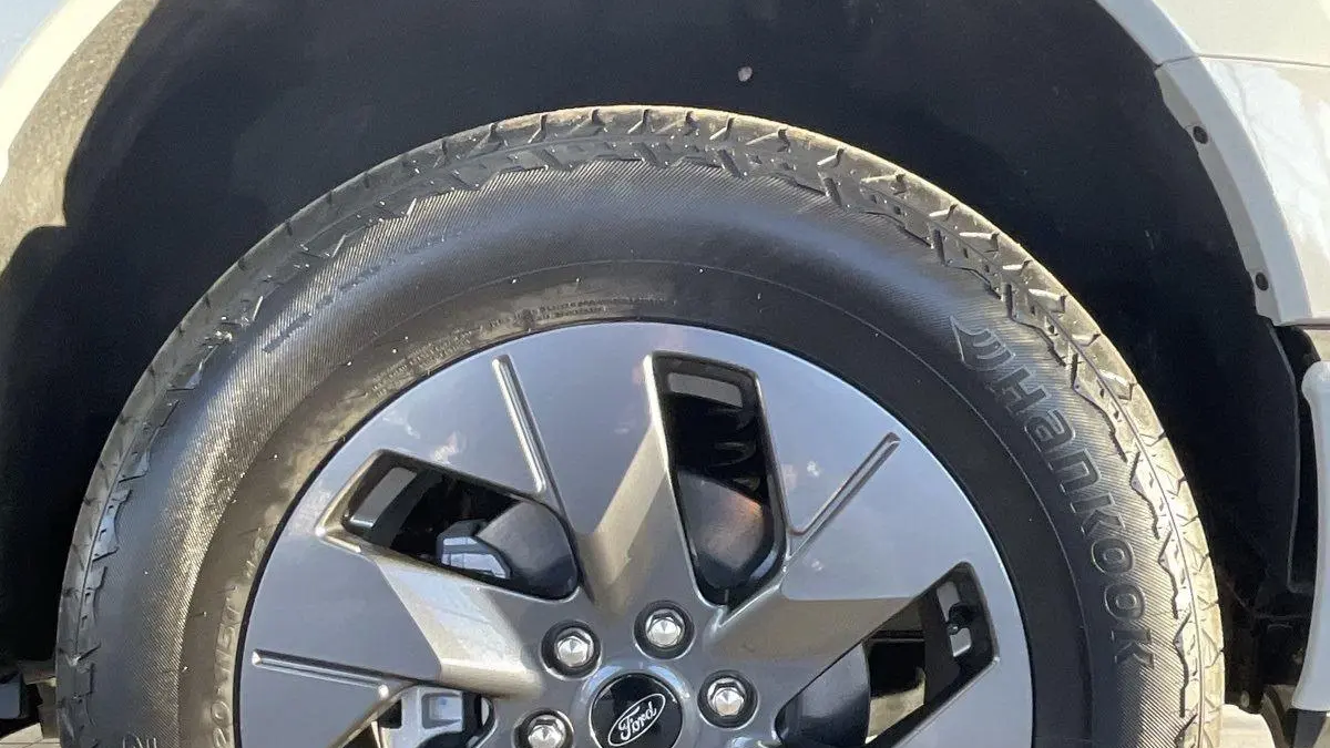 2023 Ford F-150 Lightning Pro