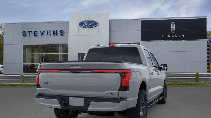 2023 Ford F-150 Lightning Pro
