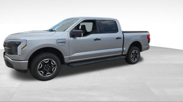 2023 Ford F-150 Lightning XLT