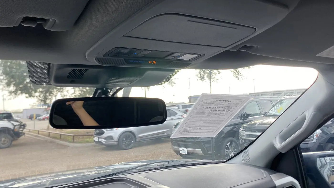 2023 Ford F-150 Lightning Lariat