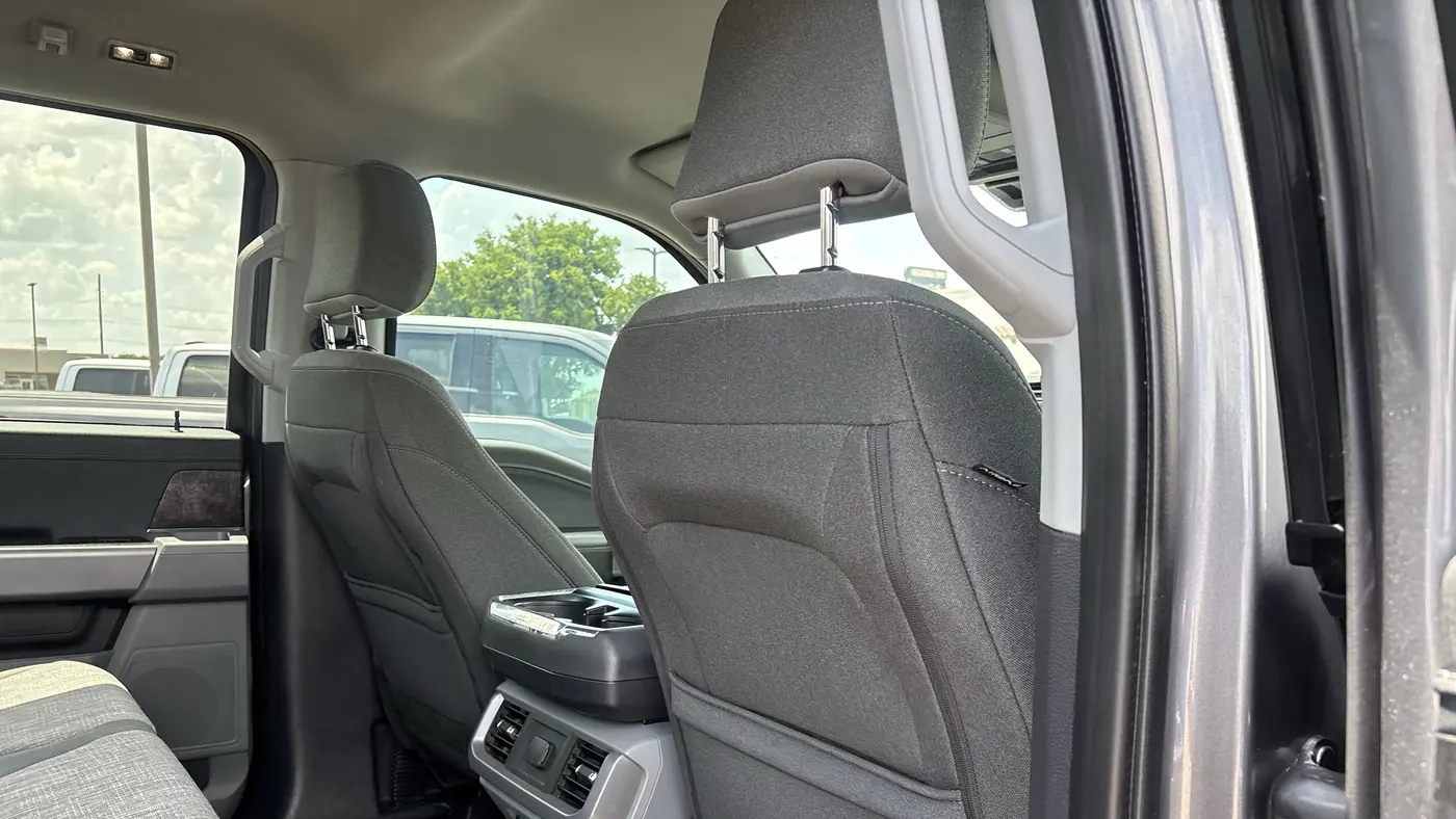 2023 Ford F-150 Lightning Lariat