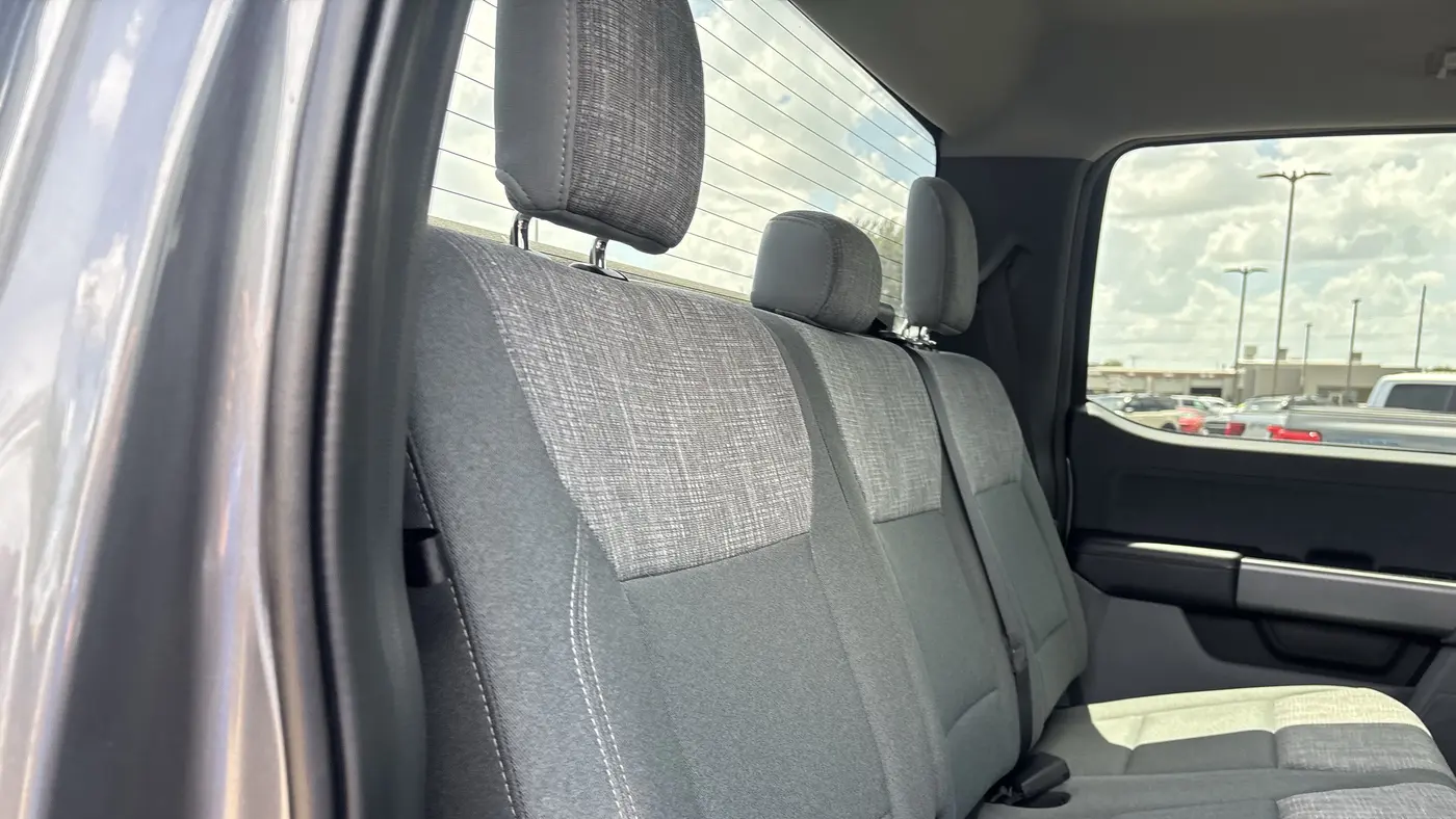 2023 Ford F-150 Lightning Lariat