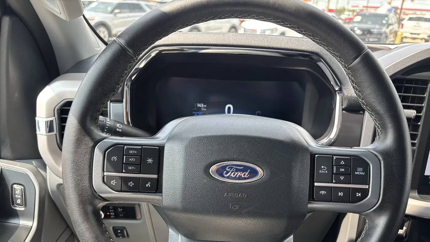 2023 Ford F-150 Lightning XLT