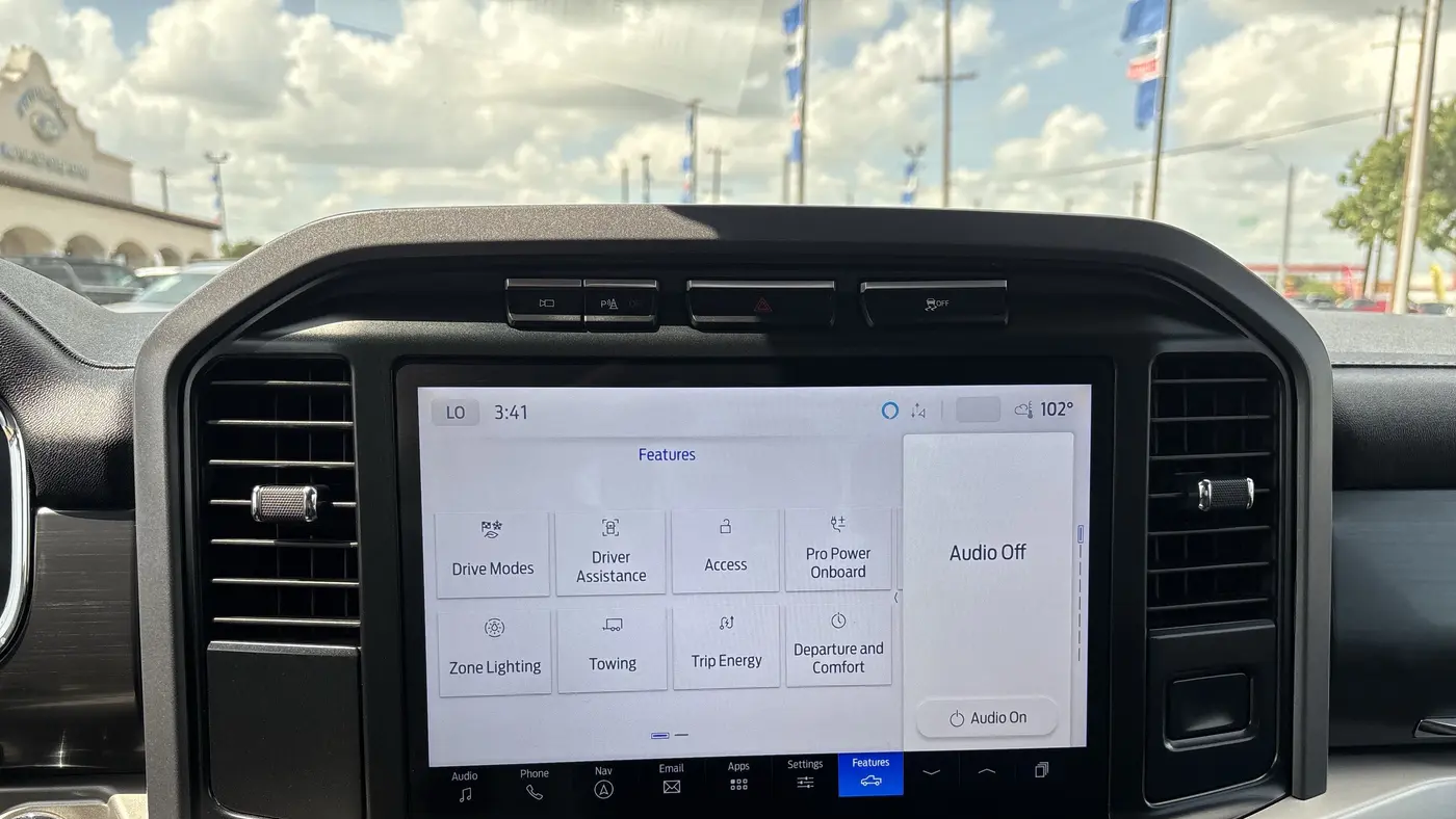 2023 Ford F-150 Lightning XLT