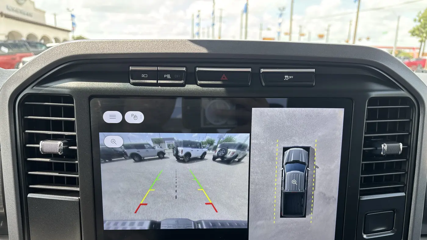 2023 Ford F-150 Lightning XLT