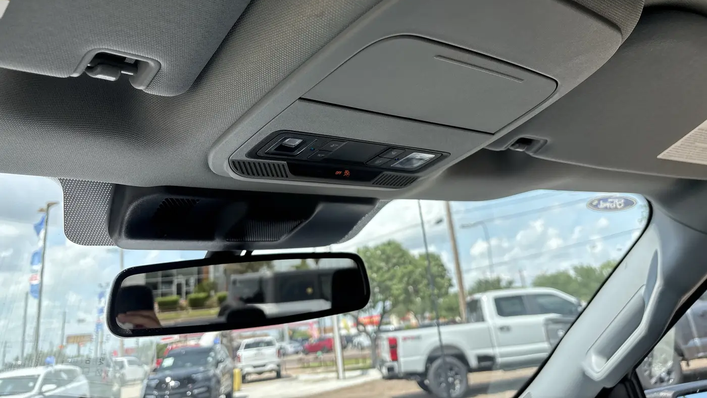 2023 Ford F-150 Lightning XLT