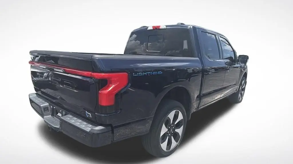 2023 Ford F-150 Lightning XLT