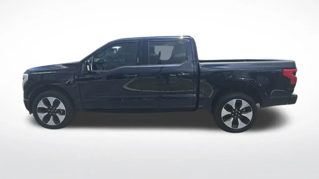2023 Ford F-150 Lightning XLT