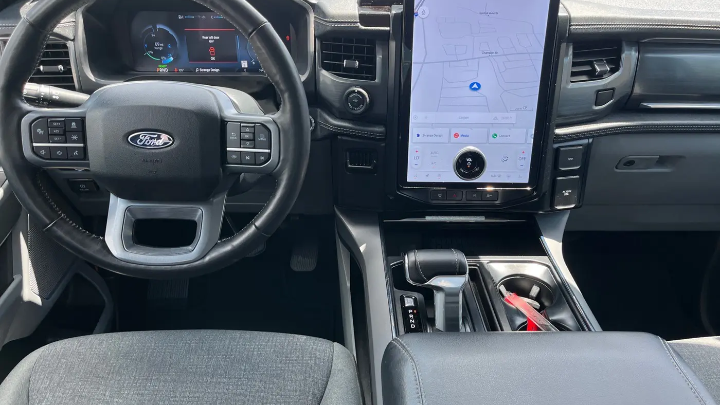 2024 Ford F-150 Lightning Flash