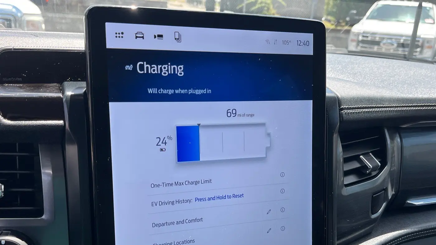 2024 Ford F-150 Lightning Flash