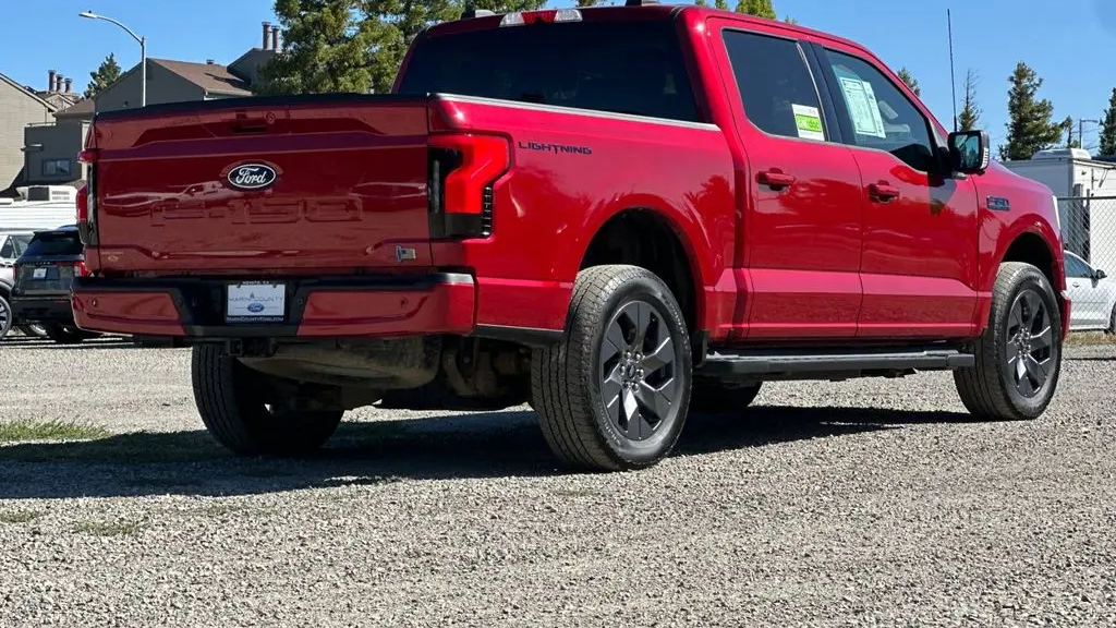 2025 Ford F-150 Lightning Flash
