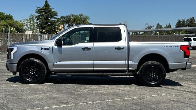 2025 Ford F-150 Lightning XLT