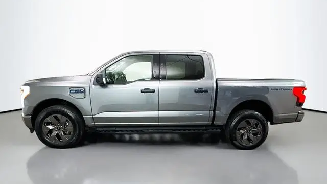 2024 Ford F-150 Lightning XLT