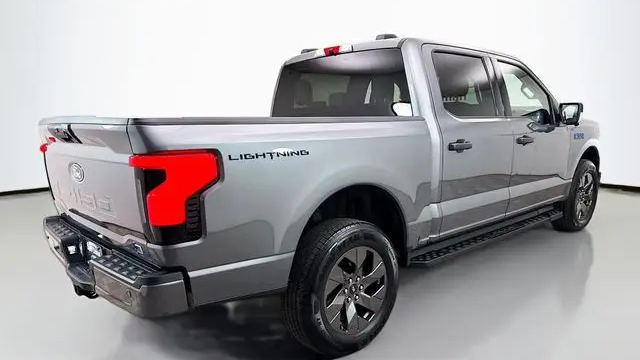 2024 Ford F-150 Lightning XLT