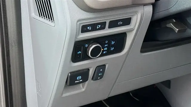 2024 Ford F-150 Lightning XLT