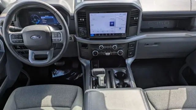 2025 Ford F-150 Lightning XLT