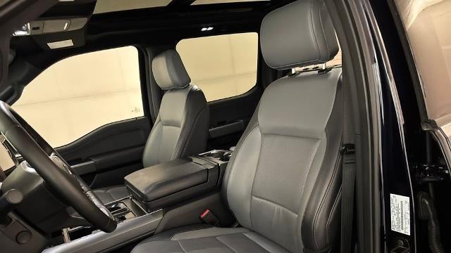 2025 Ford F-150 Lightning Lariat