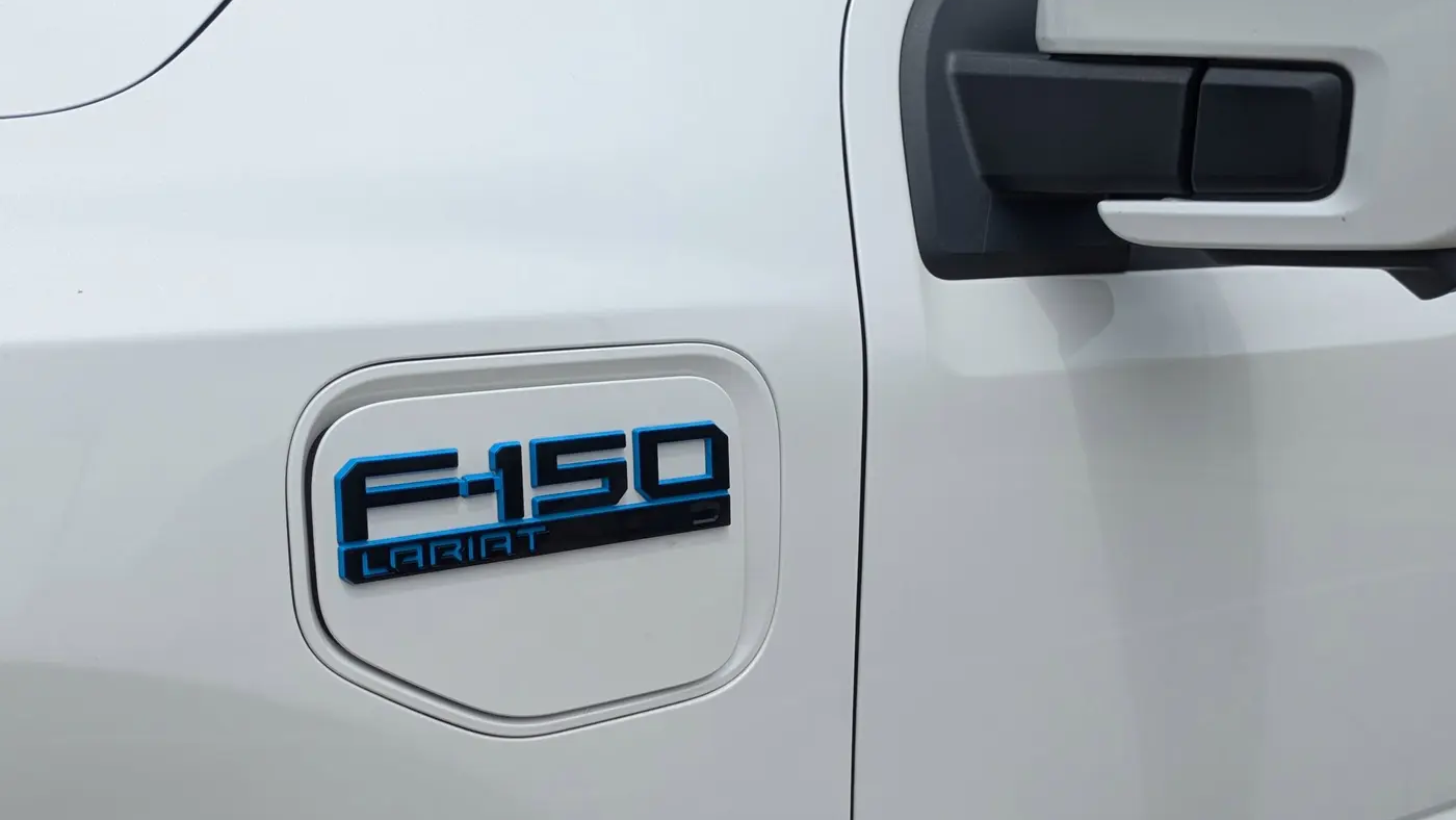 2025 Ford F-150 Lightning Lariat