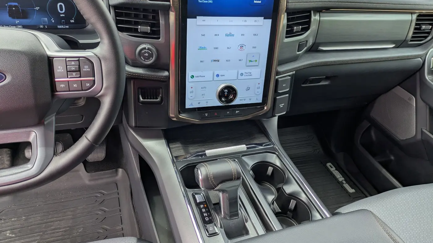 2025 Ford F-150 Lightning Lariat