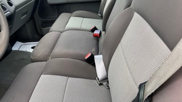 2005 Ford F-150 XL