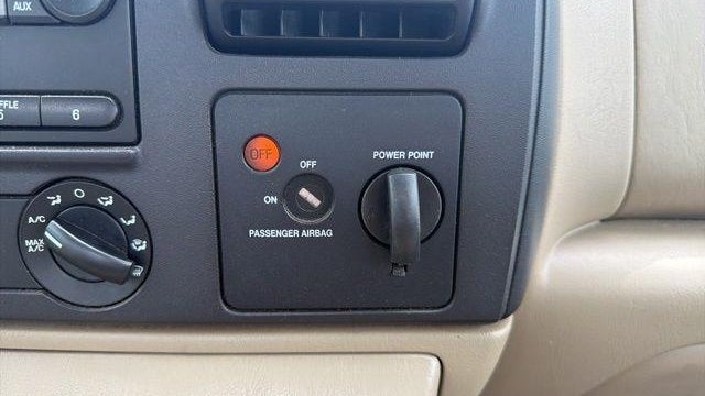 2005 Ford F-350 Super Duty XLT