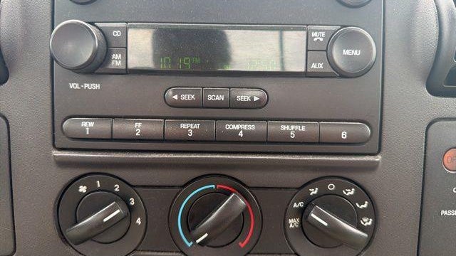 2005 Ford F-350 Super Duty XLT