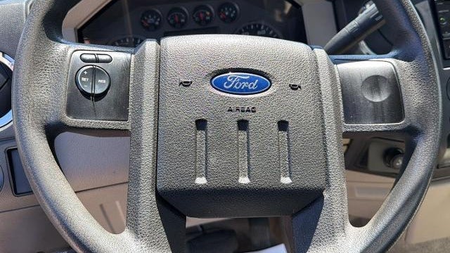 2008 Ford F-350 Super Duty XL