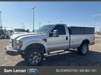 2010 Ford F-350 Super Duty 4X4 XL 2DR Regular Cab 8 FT. LB SRW Pickup