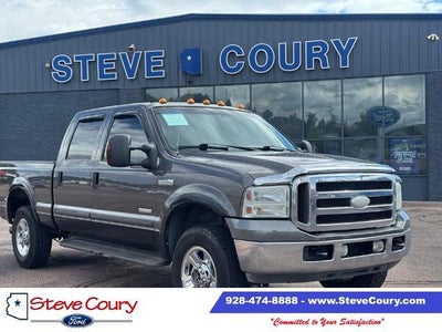 2005 Ford F-350 Super Duty 4DR Crew Cab Lariat 4WD LB