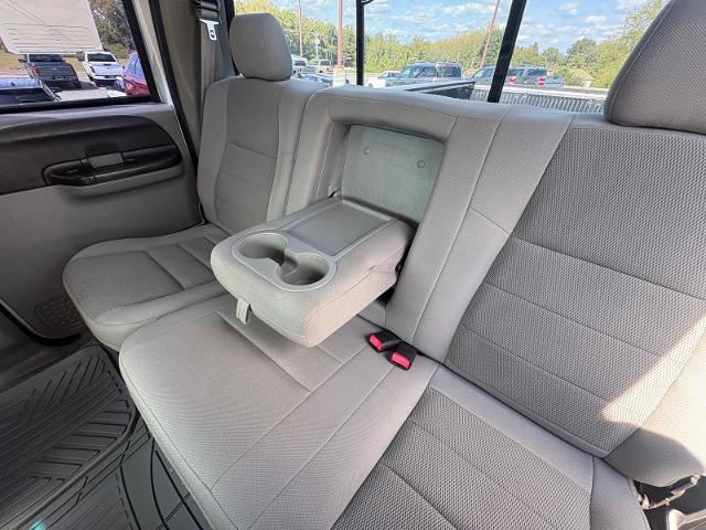 2005 Ford F-350 - $15,674
