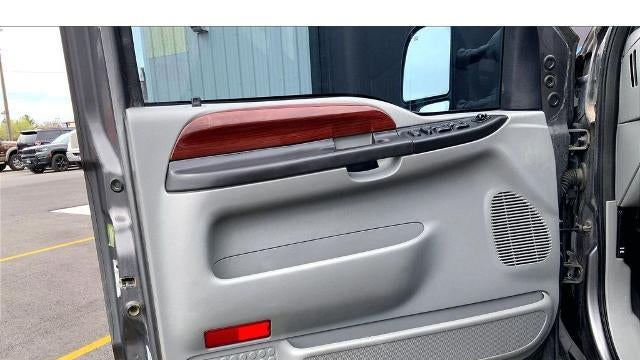 2005 Ford F-350 Super Duty XLT
