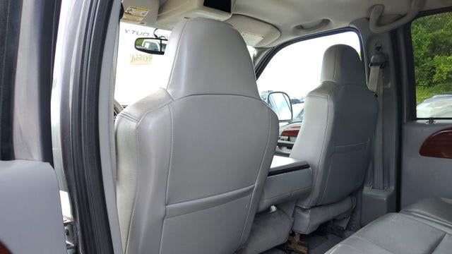 2005 Ford F-350 Super Duty XLT