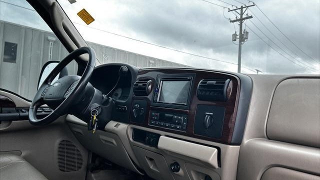 2006 Ford F-350 Super Duty Lariat