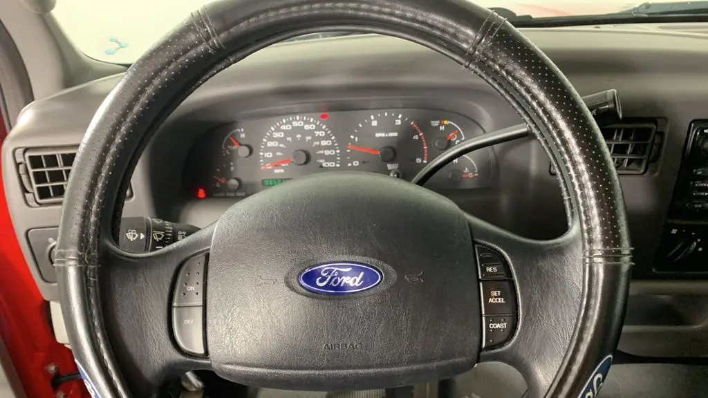 2003 Ford F-350 Super Duty XL
