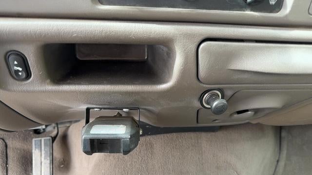 2002 Ford F-350 Super Duty XL