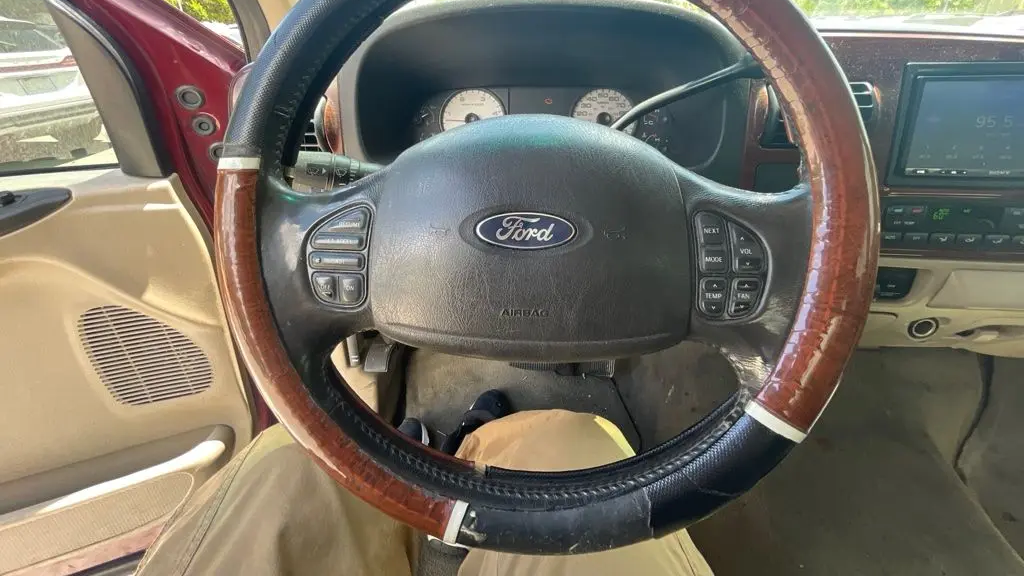 2006 Ford F-350 Super Duty XL