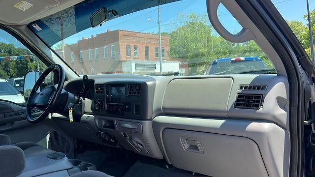 2002 Ford F-350 Super Duty XL