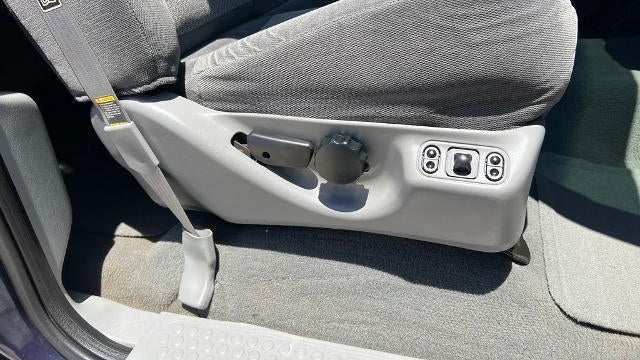 2002 Ford F-350 Super Duty XL