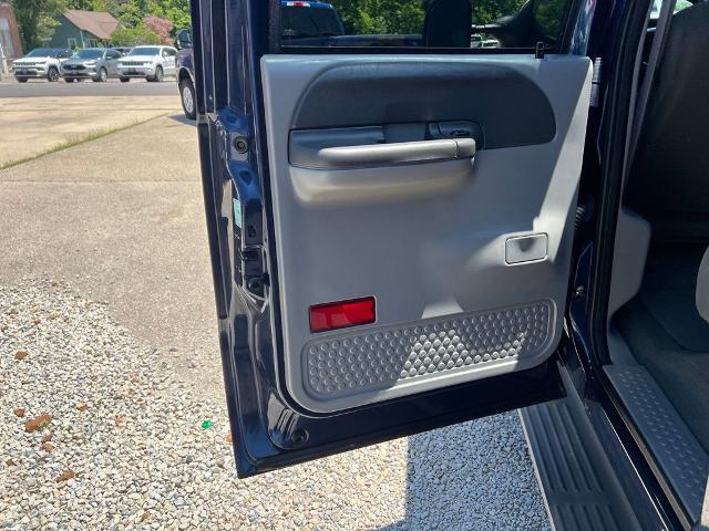 2002 Ford F-350 - $18,900